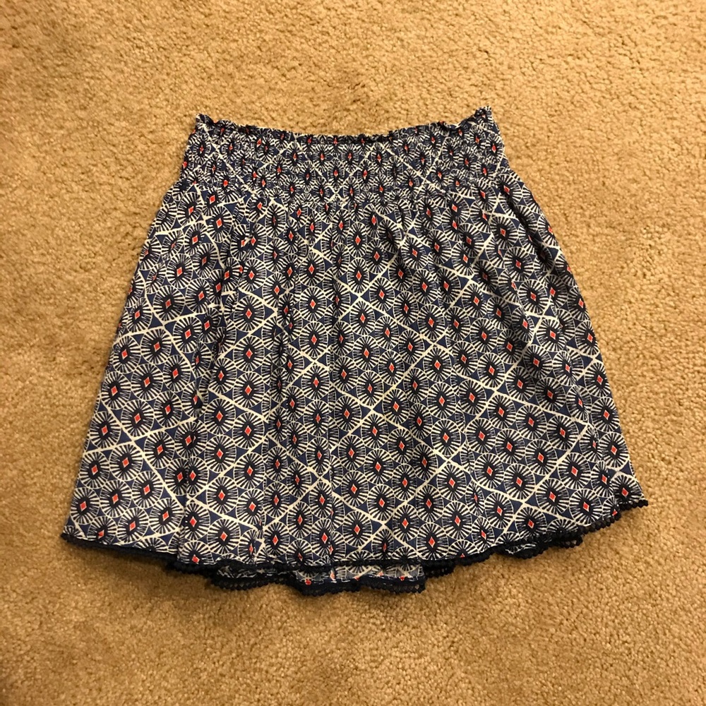 Old Navy Blue Pattern Mini Skirt